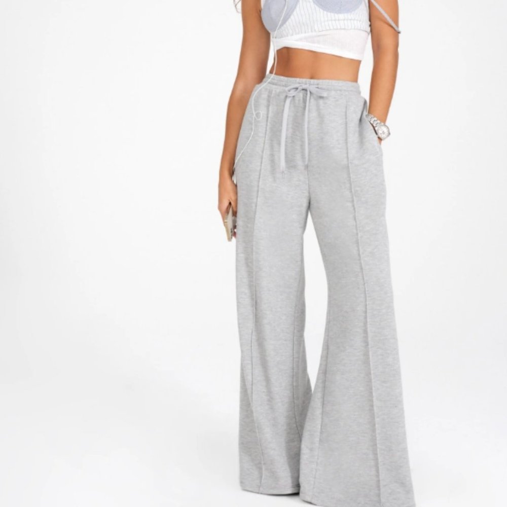 FOR LOVE AND LEMONS WIDE LEG SWEATPANT - PINTUCK SEAM - M